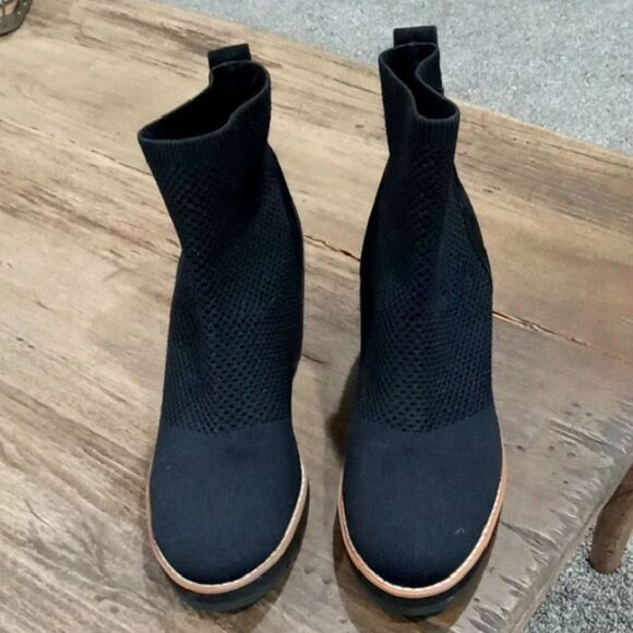 Eileen Fisher Amos London Knit Wedge Bootie in Black Size 8.5 NWT - Picture 4 of 8